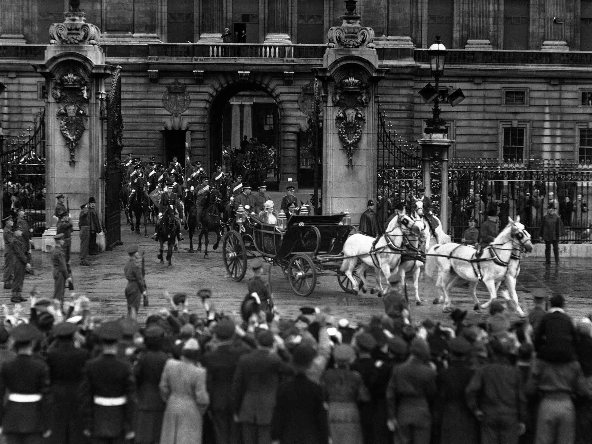 Buckingham Palace VJ Day